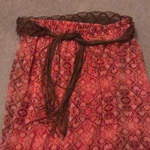 Maxi skirt with belt